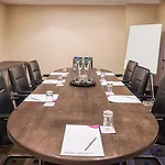 Crowne Plaza London - Gatwick Airport By Ihg 